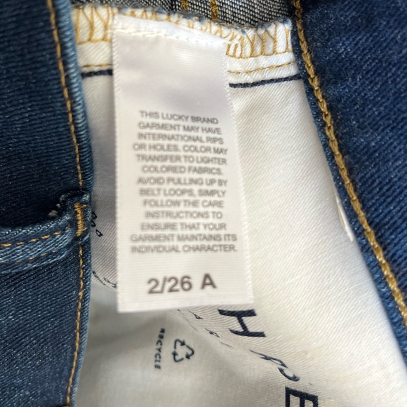 LUCKY Brand Flare Jeans - Picture 2 of 7